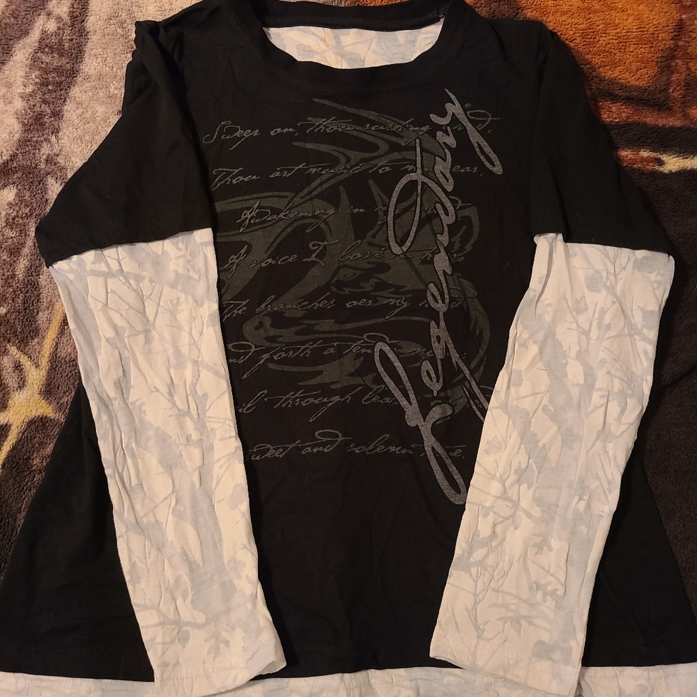 Womens Black and White Legendary Long sleeve shirt
